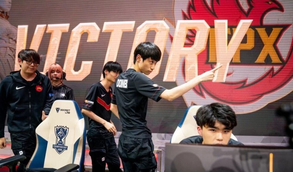 击对手防线 击对手防线