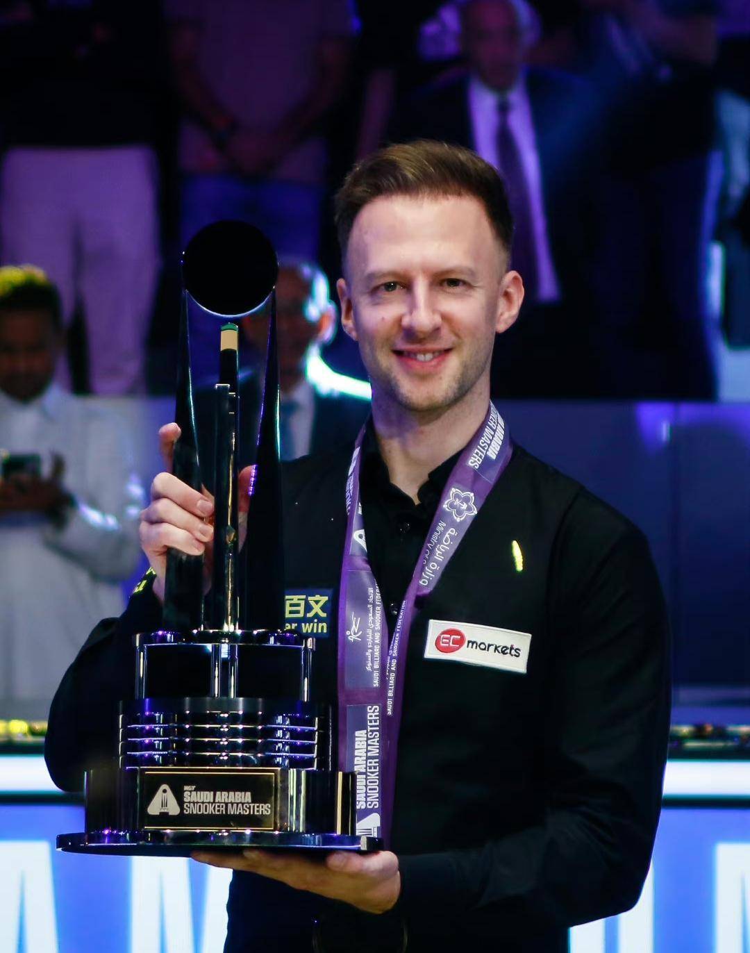 较十年前缩 较十年前缩