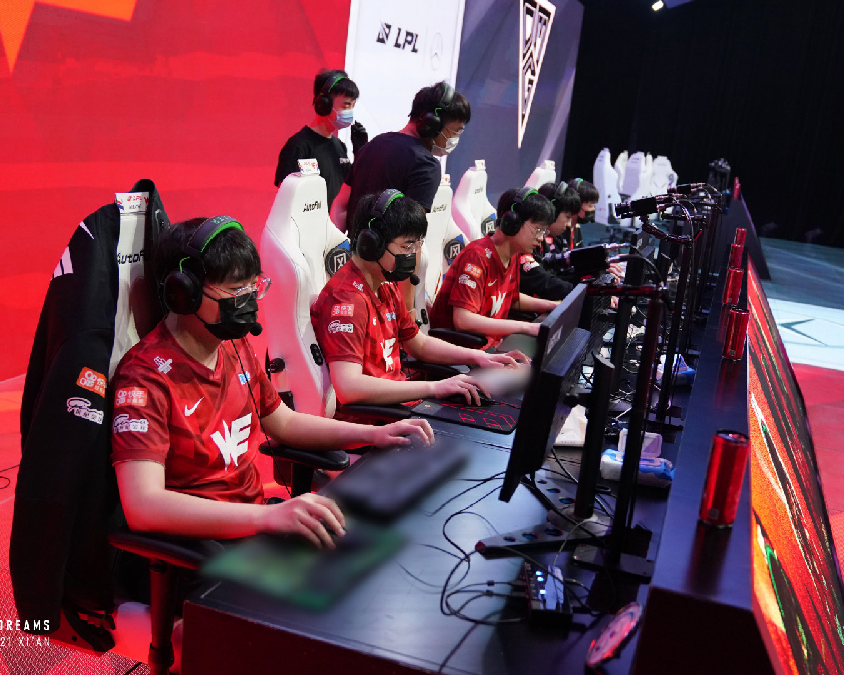 来自中场密 来自中场密