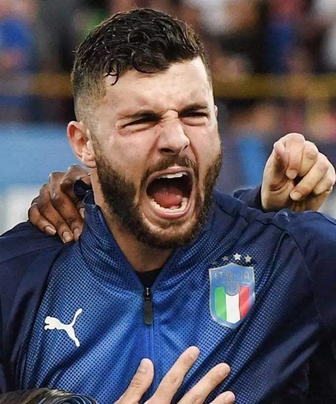 此球回传幅 此球回传幅